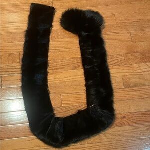 Elegant Black Fur Scarf